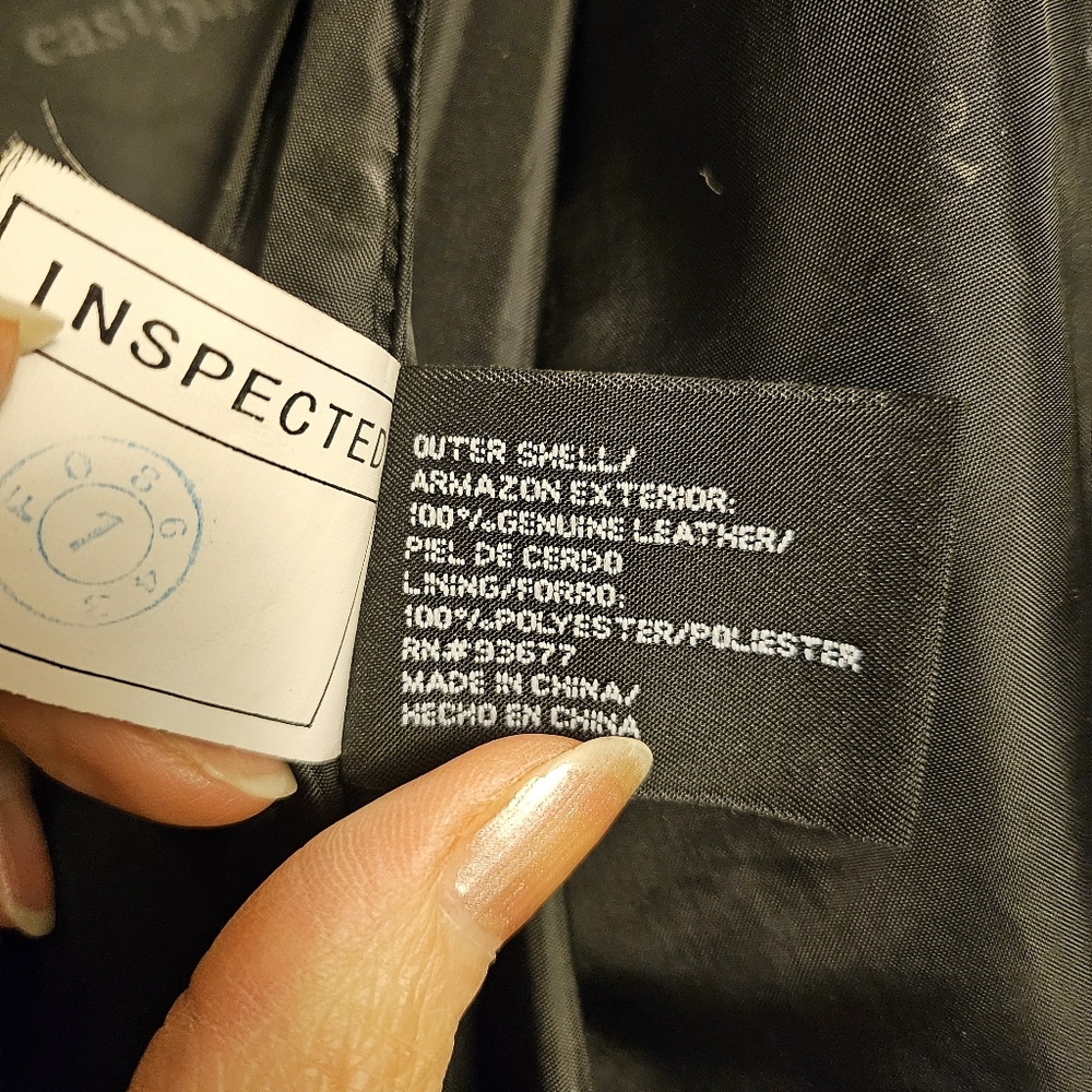 Woman's Leather Black Belted Jacket - Picture 4 of 4